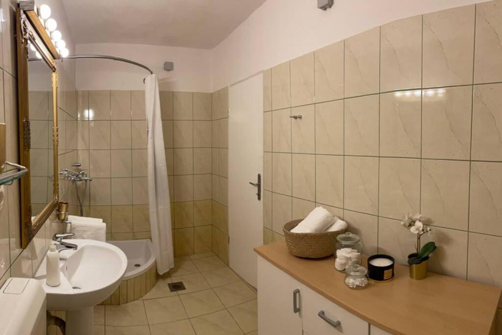Seaview Pool Apartment-Lumiere, Island Hvar-Gdinj Экстерьер фото